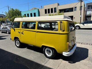 1976 Volkswagen Transporter Kombi Type 2 Campmobile Green 4 Speed Manual Van Wagon.