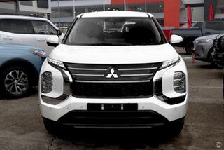 2026 Mitsubishi Outlander ZM MY26 ES 2WD White 8 Speed Constant Variable Wagon.
