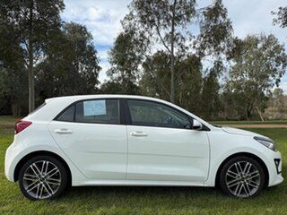 2021 Kia Rio YB MY21 Sport White 6 Speed Automatic Hatchback.