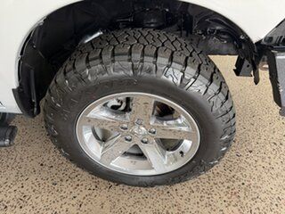 2018 Ram 1500 DS MY19 Express Quad Cab SWB Silver 8 Speed Automatic Utility