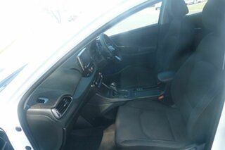 2021 Hyundai i30 PD.V4 MY22 White 6 Speed Sports Automatic Hatchback
