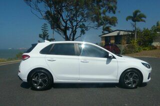 2021 Hyundai i30 PD.V4 MY22 White 6 Speed Sports Automatic Hatchback