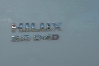 2013 Toyota Hilux KUN26R MY12 SR5 Double Cab White 4 Speed Automatic Utility