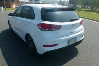 2021 Hyundai i30 PD.V4 MY22 White 6 Speed Sports Automatic Hatchback