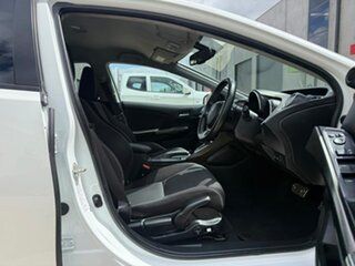 2015 Honda Civic 9th Gen MY15 VTi-L White 5 Speed Sports Automatic Hatchback