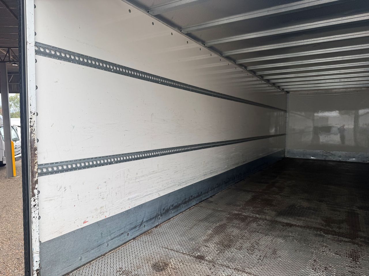 2019 UD Quon CD 25-360 Orange Pantech 7.7l 6x2 image 9