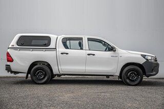 2022 Toyota Hilux TGN121R Workmate Double Cab 4x2 White 6 Speed Sports Automatic Utility