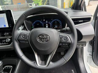 2025 Toyota Corolla ZWE219R ZR E-CVT Hybrid White 1 Speed Constant Variable Hatchback Hybrid