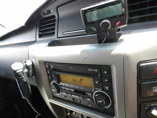 2013 Nissan Patrol Y61 GU 9 ST White 4 Speed Automatic Wagon