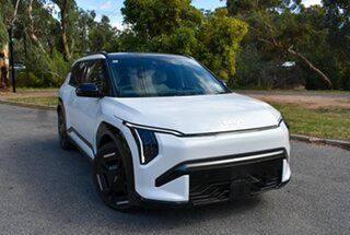 2026 Kia EV3 SV MY26 GT-Line 2WD Long Range Snow White Pearl 1 Speed Reduction Gear Wagon.