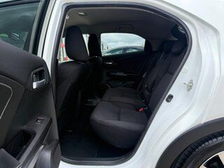 2015 Honda Civic 9th Gen MY15 VTi-L White 5 Speed Sports Automatic Hatchback