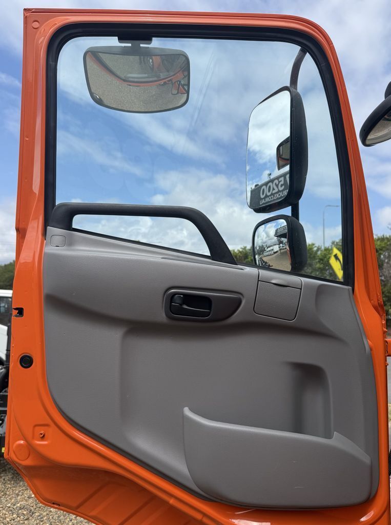 2019 UD Quon CD 25-360 Orange Pantech 7.7l 6x2 image 22