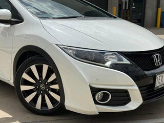2015 Honda Civic 9th Gen MY15 VTi-L White 5 Speed Sports Automatic Hatchback