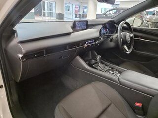 2024 Mazda 3 BP2H7A G20 SKYACTIV-Drive Evolve White 6 Speed Sports Automatic Hatchback