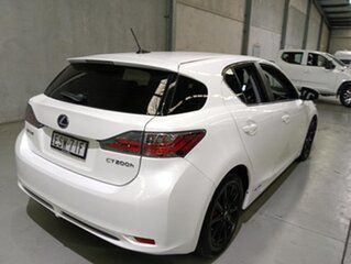 2013 Lexus CT ZWA10R MY13 CT200h Prestige White 1 Speed Constant Variable Hatchback Hybrid.