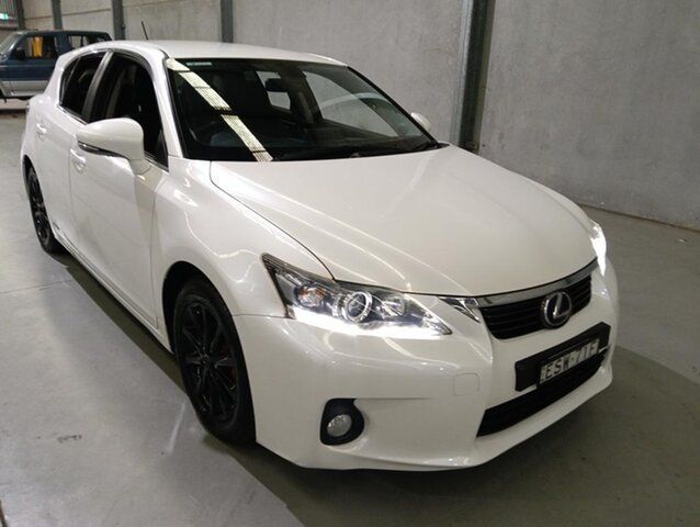 Used Lexus CT ZWA10R MY13 CT200h Prestige Maryville, 2013 Lexus CT ZWA10R MY13 CT200h Prestige White 1 Speed Constant Variable Hatchback Hybrid