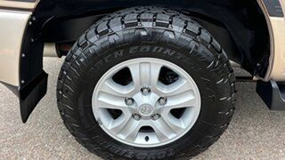 2004 Toyota Landcruiser UZJ100R Kakadu (4x4) Gold 5 Speed Automatic Wagon