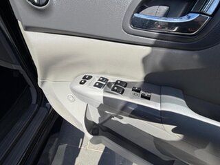2010 Kia Grand Carnival VQ EXE 5 Speed Sports Automatic Wagon.
