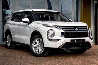 2026 Mitsubishi Outlander ZM MY26 ES 2WD White 8 Speed Constant Variable Wagon.