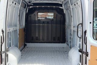 2021 Renault Master X62 Phase 2 MY21 Pro Mid Roof MWB AMT 110kW White 6 Speed