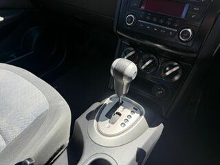 2012 Nissan Dualis J10 Series II MY2010 ST Hatch X-tronic 2WD White 6 Speed Constant Variable