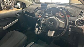 2009 Mazda 2 White Hatchback