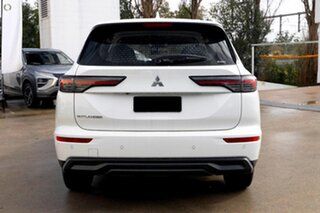 2026 Mitsubishi Outlander ZM MY26 ES AWD White 8 Speed Constant Variable Wagon.