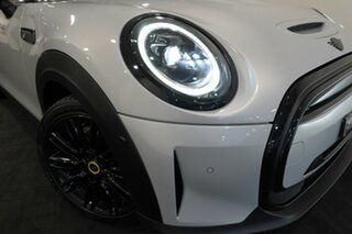 2021 Mini Hatch F56 LCI-2 Cooper SE White Silver Automatic Hatchback.