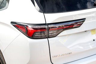 2026 Mitsubishi Outlander ZM MY26 Exceed Tourer AWD White Diamond 8 Speed Constant Variable Wagon