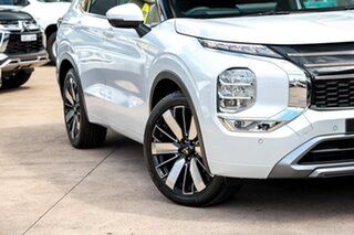2026 Mitsubishi Outlander ZM MY26 Exceed Tourer AWD White Diamond 8 Speed Constant Variable Wagon