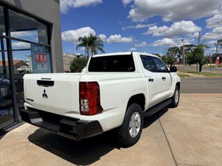 2026 Mitsubishi Triton MV GLX + White Dual Cab.