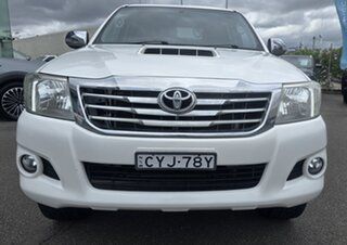 2015 Toyota Hilux KUN26R MY14 SR5 Double Cab White 5 Speed Automatic Utility.