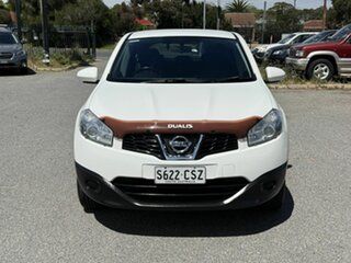 2012 Nissan Dualis J10 Series II MY2010 ST Hatch X-tronic 2WD White 6 Speed Constant Variable.