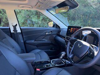 2025 Mahindra XUV3XO MY25 AX7L Black 6 Speed Automatic Wagon