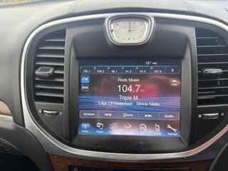 2014 Chrysler 300 LX MY14 C Luxury White 5 Speed Sports Automatic Sedan