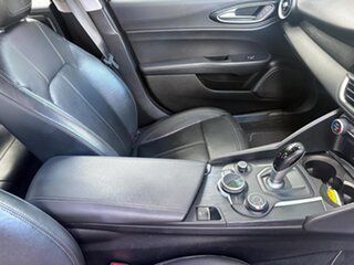 2017 Alfa Romeo Giulia Super 8 Speed Sports Automatic Sedan