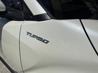 2017 Toyota C-HR NGX10R S-CVT 2WD White 7 Speed Constant Variable Wagon