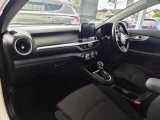 2024 Kia Cerato BD MY24 S White 6 Speed Sports Automatic Hatchback