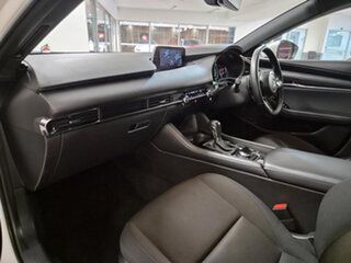 2024 Mazda 3 BP2H7A G20 SKYACTIV-Drive Evolve White 6 Speed Sports Automatic Hatchback