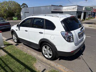 2013 Holden Captiva (2WD) lx 11 White Automatic Wagon