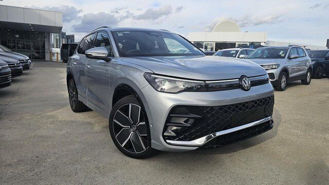 New Volkswagen Tiguan CT MY26 195TSI R-Line DSG 4MOTION Belconnen, 2026 Volkswagen Tiguan CT MY26 195TSI R-Line DSG 4MOTION Silver 7 Speed Sports Automatic Dual Clutch