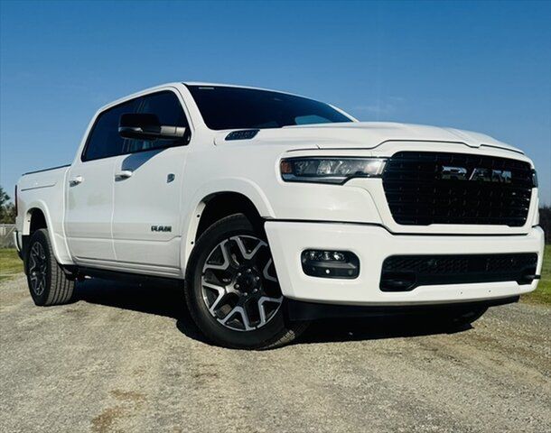 New Ram 1500 DT MY26 Laramie Night Crew Cab SWB Hurricane SO RamBox Kenwick, 2025 Ram 1500 DT MY26 Laramie Night Crew Cab SWB Hurricane SO RamBox Bright White 8 Speed Automatic