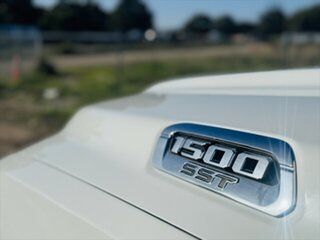 2025 Ram 1500 DT MY26 Laramie Night Crew Cab SWB Hurricane SO RamBox Bright White 8 Speed Automatic