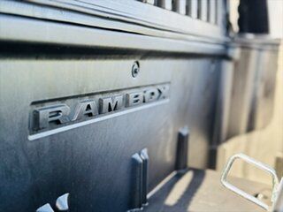 2025 Ram 1500 DT MY26 Laramie Night Crew Cab SWB Hurricane SO RamBox Bright White 8 Speed Automatic