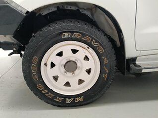 2015 Toyota Hilux KUN26R MY14 SR White 5 Speed Manual Cab Chassis