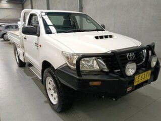 2015 Toyota Hilux KUN26R MY14 SR White 5 Speed Manual Cab Chassis.