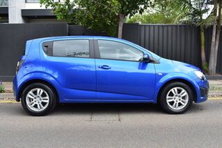 2015 Holden Barina TM MY15 CD Blue 6 Speed Automatic Hatchback