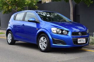 2015 Holden Barina TM MY15 CD Blue 6 Speed Automatic Hatchback