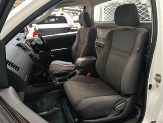 2015 Toyota Hilux KUN26R MY14 SR White 5 Speed Manual Cab Chassis