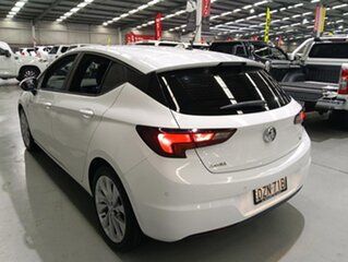 2018 Holden Astra BK MY19 R+ White 6 Speed Sports Automatic Hatchback.
